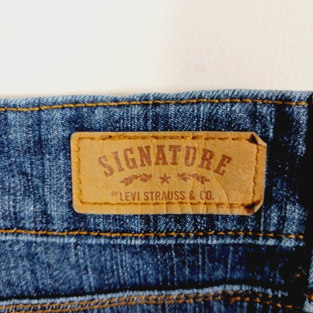 Levi's Signature Denim Skirt Misses Size 4 Zip, Western, Coastal Cowgirl Country - Picture 8 of 16